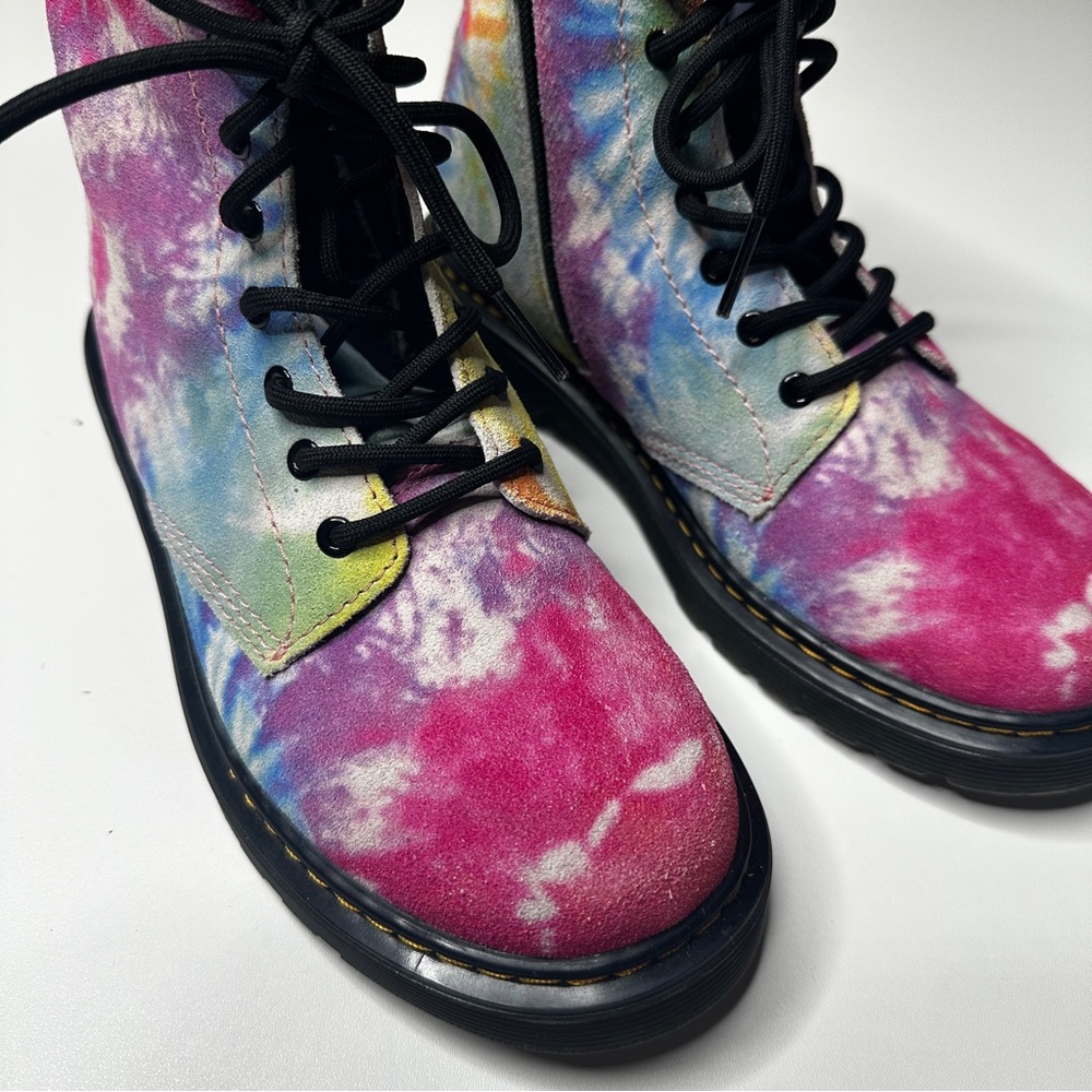 Dr. Martens 1460 Pascal Tie Dye Rainbow Combat Boots Size 4 Big Girl - Picture 7 of 7